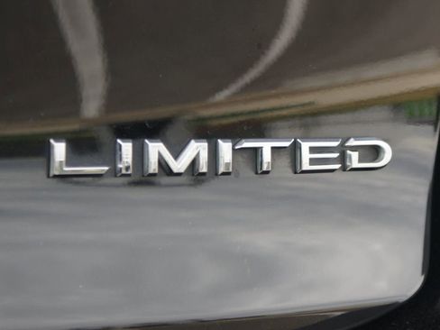 Used 2023 Toyota Crown Limited w/ Advanced Technology Package image 19