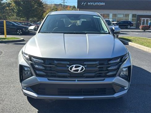 New 2026 Hyundai Tucson SE image 2