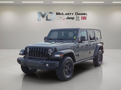 Used 2022 Jeep Wrangler Unlimited Sport image 2