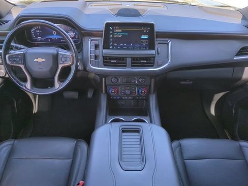 Used 2022 Chevrolet Suburban High Country AWD/4WD image 18