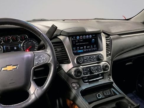 Used 2019 Chevrolet Tahoe Premier AWD/4WD image 6