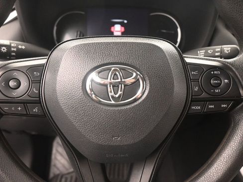 Used 2024 Toyota RAV4 LE image 10