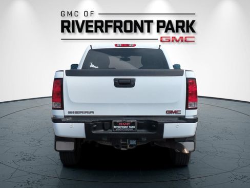 Used 2014 GMC Sierra 2500 Denali AWD/4WD image 4