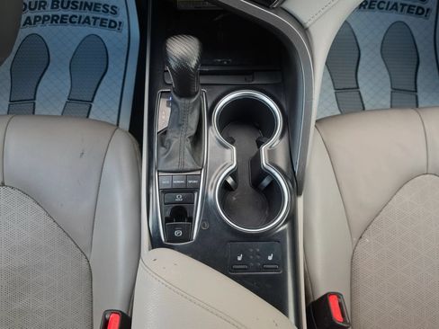 Used 2020 Toyota Camry XSE w/ Navigation Package FWD image 27