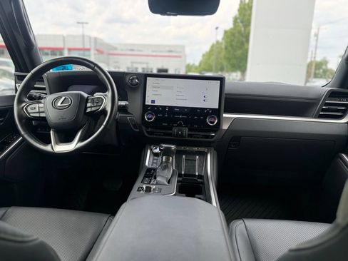 Used 2024 Lexus GX 550 AWD/4WD image 21