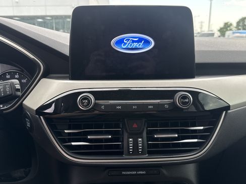 Used 2021 Ford Escape SE FWD image 27