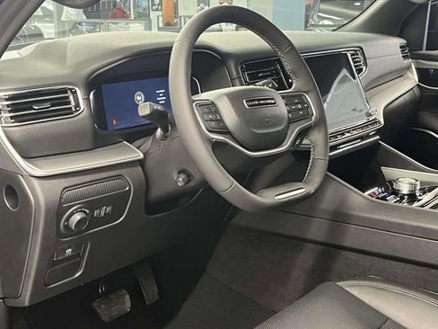 New 2026 Jeep Grand Wagoneer L 4WD image 9
