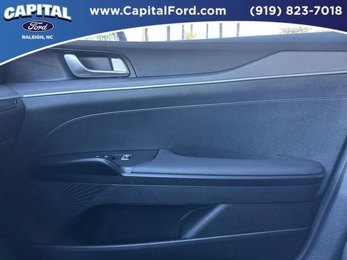 Used 2025 Kia K5 LXS image 27