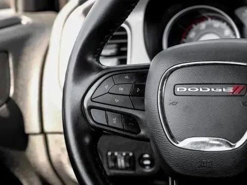 Used 2022 Dodge Charger SXT image 28