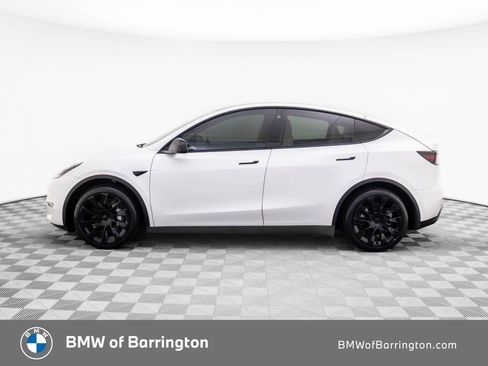 Used 2021 Tesla Model Y Long Range image 2