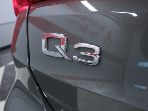 Used 2023 Audi Q3 2.0T Premium AWD/4WD image 33