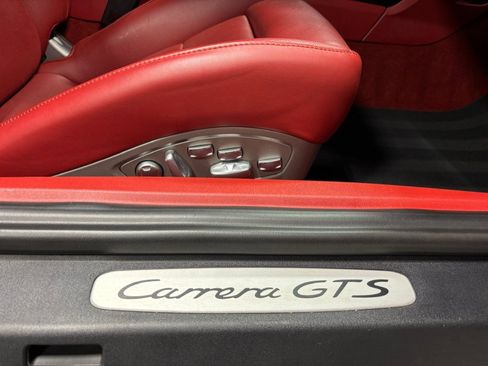 Used 2015 Porsche 911 Carrera S image 13