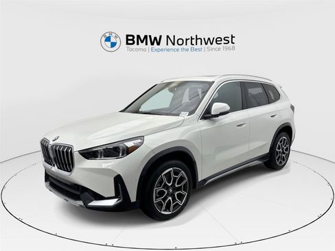 New 2026 BMW X1 xDrive28i w/ Technology Package AWD/4WD image 1