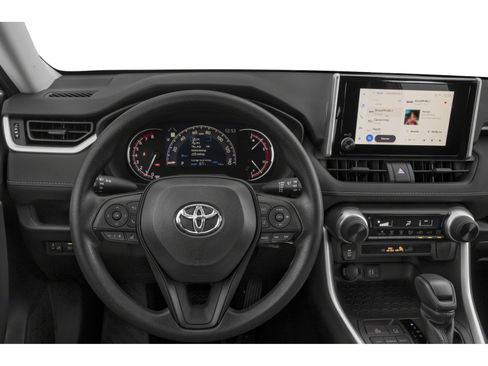 Used 2025 Toyota RAV4 LE AWD/4WD image 5