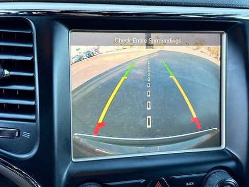 Used 2014 Jeep Grand Cherokee Limited image 15