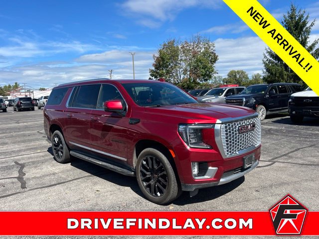 Used 2023 GMC Yukon XL Denali w/ Max Trailering Package AWD/4WD image 3
