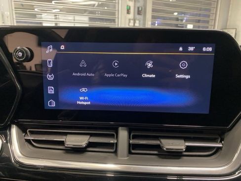 New 2026 Chevrolet Trax RS w/ Driver Confidence Package image 17