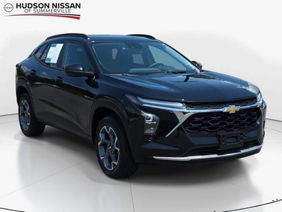 Used 2024 Chevrolet Trax LT w/ Sunroof Package