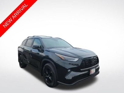 Certified 2025 Toyota Highlander XLE
