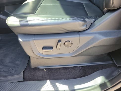 Used 2022 Ford Expedition Max XLT RWD image 20