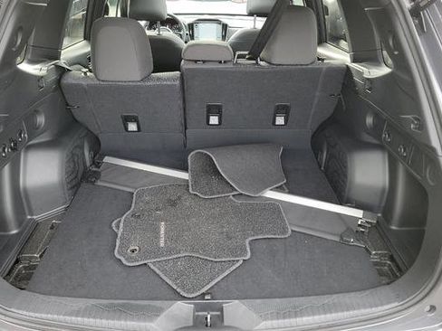 Used 2025 Subaru Forester Premium image 13