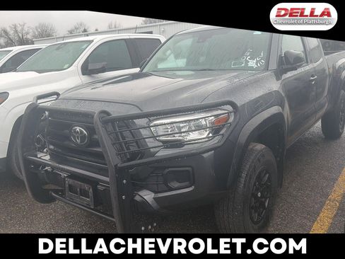 Used 2022 Toyota Tacoma SR w/ SX Package image 1