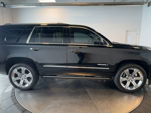 Used 2019 GMC Yukon Denali w/ Denali Ultimate Package AWD/4WD image 8
