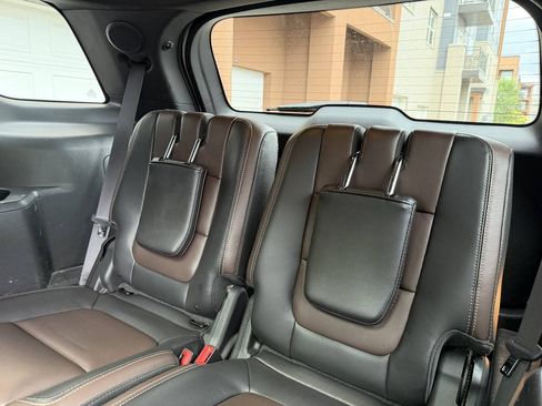 Used 2015 Ford Explorer Sport w/ Equipment Group 401A AWD/4WD image 27