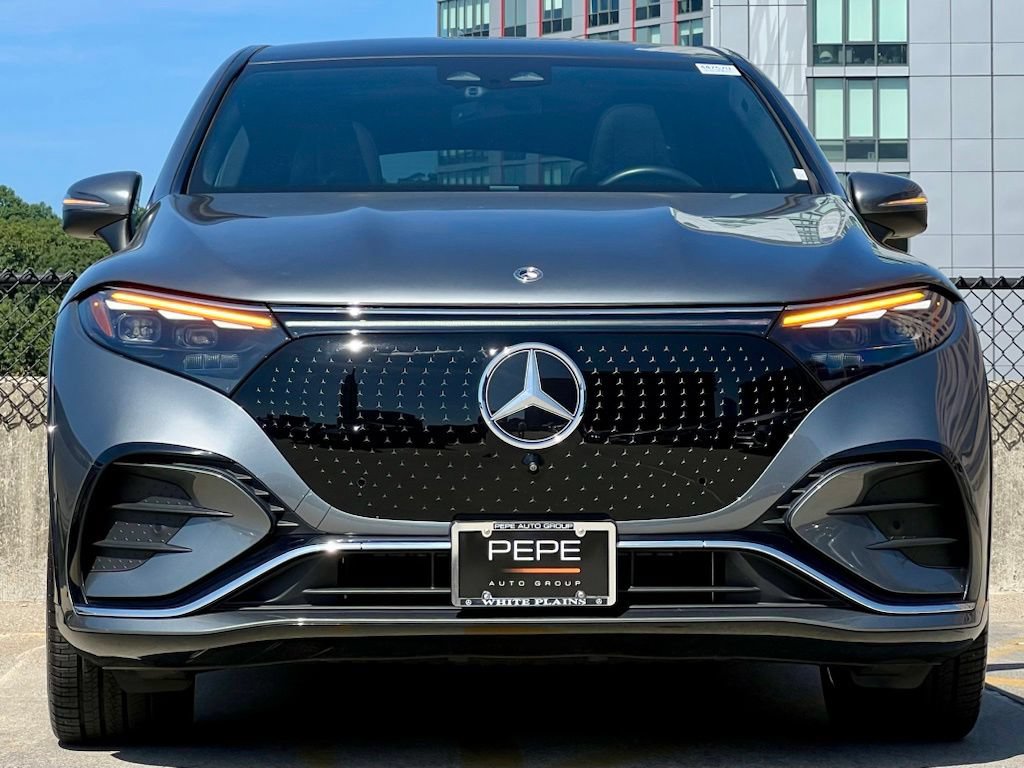 Certified 2023 Mercedes-Benz EQS 450+ 4MATIC SUV image 3
