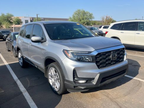 Used 2024 Honda Passport EX-L image 5