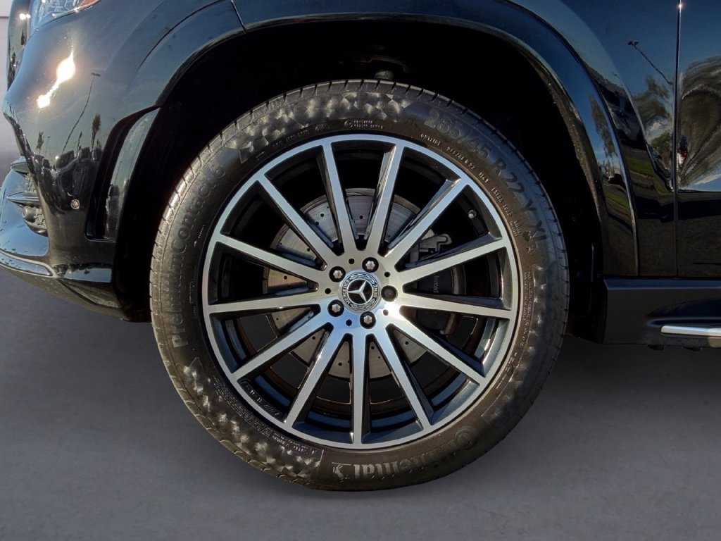 Used 2022 Mercedes-Benz GLS 450 4MATIC image 12