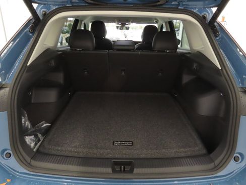 New 2025 Volkswagen Tiguan SE FWD image 21