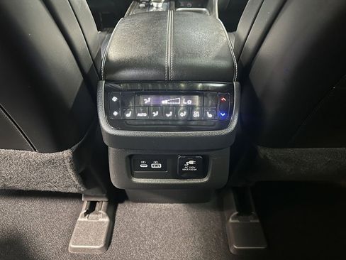 Used 2022 INFINITI QX60 Sensory image 81