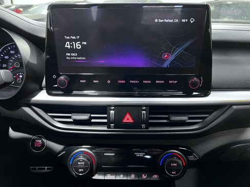 Used 2024 Kia Forte GT-Line image 20