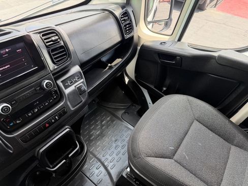 Used 2022 RAM ProMaster 2500 FWD image 16