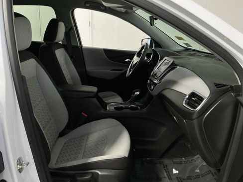 Used 2024 Chevrolet Equinox LS w/ LS Convenience Package FWD image 26