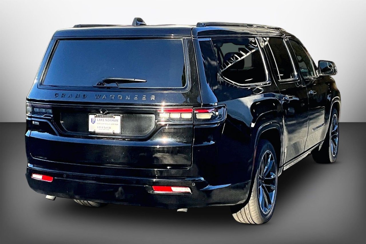 Used 2024 Jeep Grand Wagoneer L Series II w/ Quick Order Packagew 28T AWD/4WD image 8