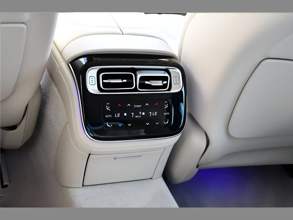 Used 2026 Mercedes-Benz S 580 4MATIC Sedan image 17