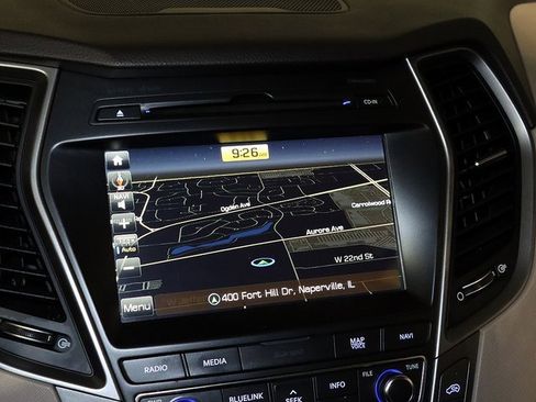 Used 2017 Hyundai Santa Fe SE Ultimate w/ Cargo Package image 19