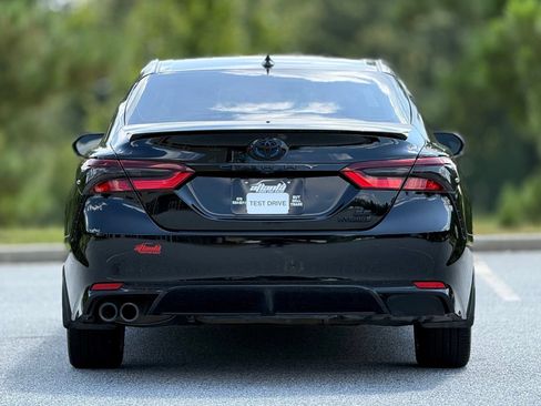 Used 2023 Toyota Camry SE w/ Cold Weather Package FWD image 6