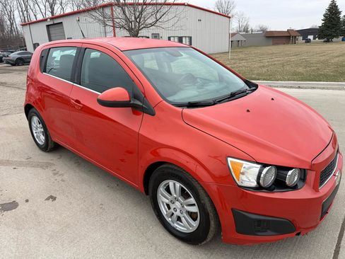 Used 2012 Chevrolet Sonic LT image 3