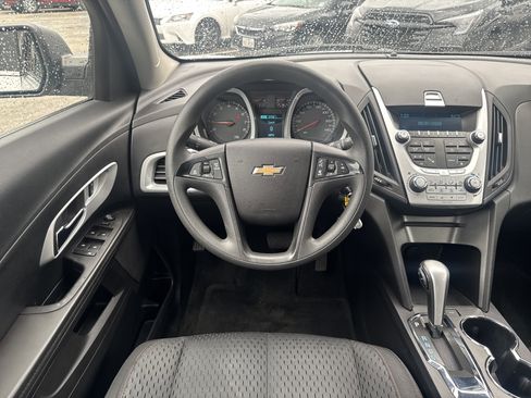 Used 2014 Chevrolet Equinox LS FWD image 16