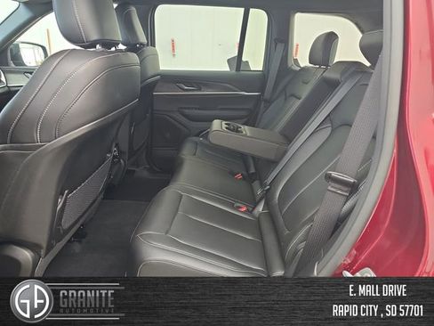 Used 2025 Jeep Grand Cherokee Limited w/ Trailer Tow Package AWD/4WD image 24