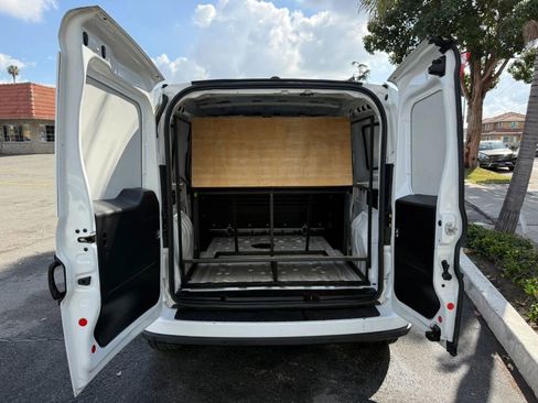 Used 2019 RAM ProMaster City Tradesman SLT image 10