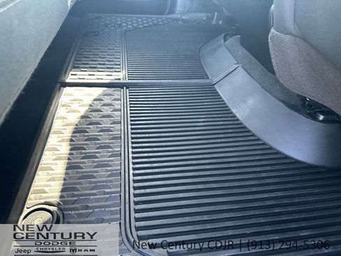 Used 2023 RAM 1500 Big Horn AWD/4WD image 13