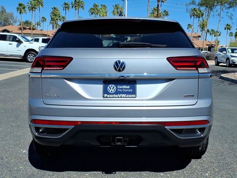 Certified 2020 Volkswagen Atlas Cross Sport SEL Premium image 6