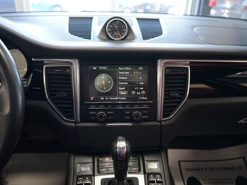 Used 2015 Porsche Macan S w/ Premium Package Plus image 8