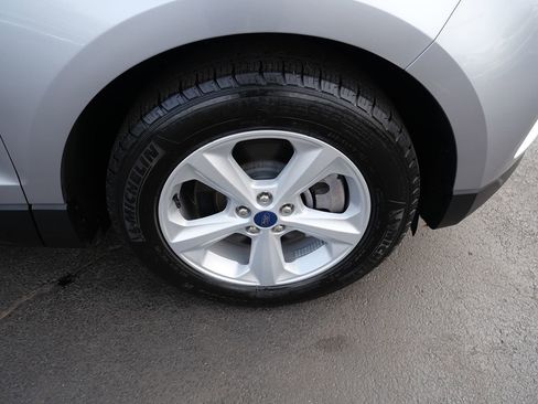 Used 2021 Ford Edge SE w/ Cargo Accessory Package image 30