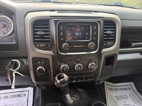 Used 2015 RAM 3500 Tradesman w/ Chrome Appearance Group AWD/4WD image 18