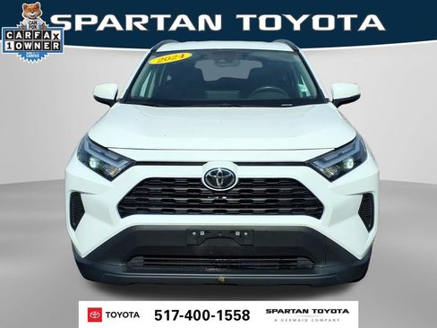 Used 2024 Toyota RAV4 XLE FWD image 3